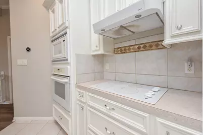 11102 Waxwing Street, Houston, TX 77035 - Photo 8