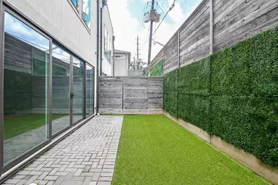 2315 Peckham Street, Houston, TX 77019 - Photo 32