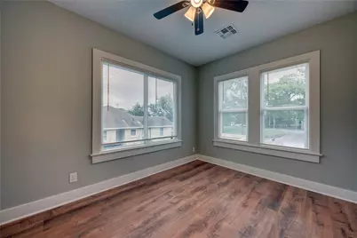 612 S Market Street, Brenham, TX 77833 - Photo 6