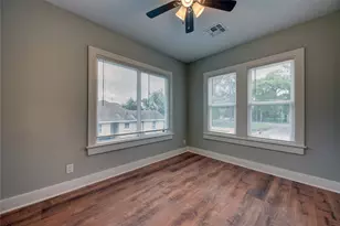 612 S Market St, Brenham, TX 77833 - Photo 6