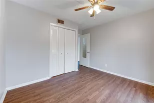 8519 Hearth Dr, Houston, TX 77054 - Photo 16