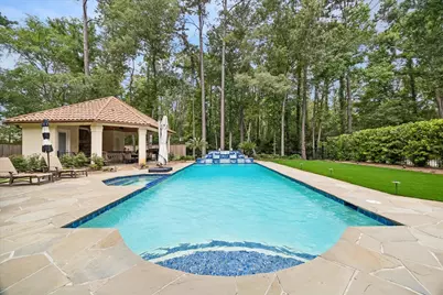 5 Magnolia Woods Drive, Kingwood, TX 77339 - Photo 4