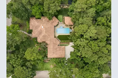 5 Magnolia Woods Drive, Kingwood, TX 77339 - Photo 1