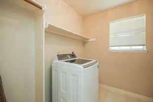 4230 Torrey Creek Ln, Houston, TX 77014 - Photo 34