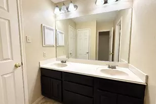 4230 Torrey Creek Ln, Houston, TX 77014 - Photo 22
