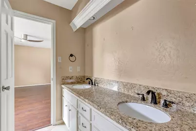 12102 Moorcreek Drive, Houston, TX 77070 - Photo 44