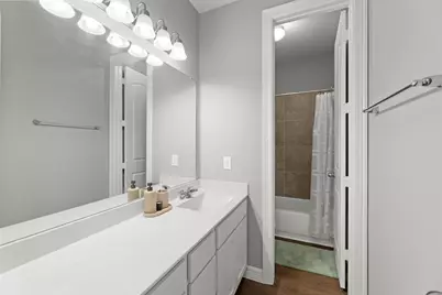 1502 Upland Glen Way, Houston, TX 77043 - Photo 14