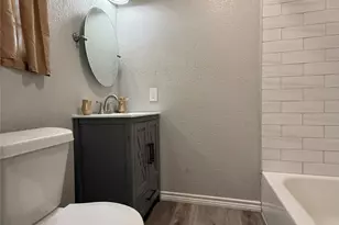 2725 E Railroad St, Vidor, TX 77662 - Photo 20