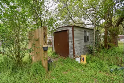 718 Partridge Lane, Eagle Lake, TX 77434 - Photo 20