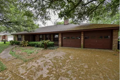 718 Partridge Lane, Eagle Lake, TX 77434 - Photo 4