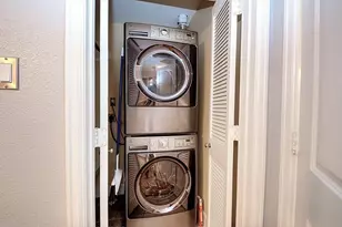 1447 Heights Blvd, Houston, TX 77008 - Photo 8