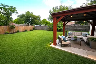 6927 Silver Star Dr, Houston, TX 77086 - Photo 10
