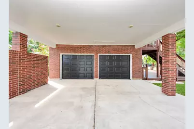 1910 Avenue L, Santa Fe, TX 77510 - Photo 10