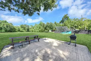 1910 Avenue L, Santa Fe, TX 77510 - Photo 20