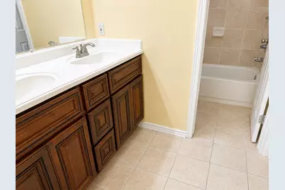 4818 S Fairfax Village Circle, Spring, TX 77373 - Photo 10