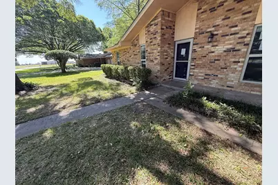 1418 NE 7th Street, Smithville, TX 78957 - Photo 4