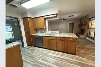 1418 NE 7th Street, Smithville, TX 78957 - Photo 6