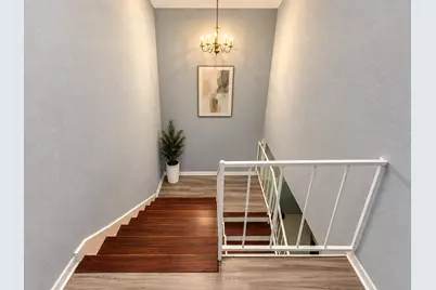 10112 Beekman Place Drive, Houston, TX 77043 - Photo 12