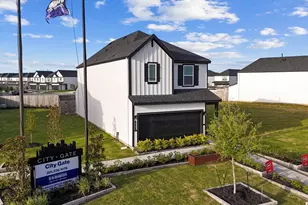 12313 Basilwood Dr, Houston, TX 77047 - Photo 2