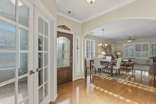 27 Paddington Ct, Conroe, TX 77384 - Photo 4