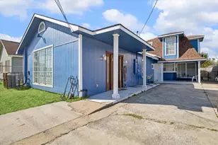 6905 Palestine St, Houston, TX 77020 - Photo 2