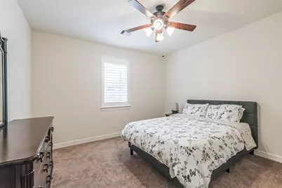 9 Laurelwood Drive, Pasadena, TX 77058 - Photo 26