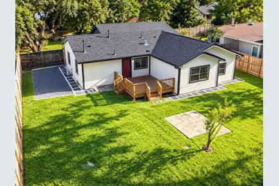 2740 Cos Street, Liberty, TX 77575 - Photo 2