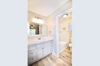 16710 Rippling Mill Drive, Sugar Land, TX 77498 - Photo 6