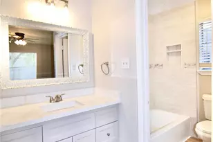 16710 Rippling Mill Dr, Sugar Land, TX 77498 - Photo 6