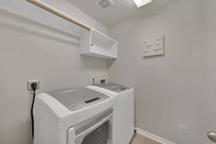 15 Aquiline Oaks Pl, The Woodlands, TX 77382 - Photo 40
