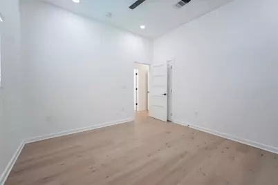 10118 Briar Rose Drive, Houston, TX 77042 - Photo 32