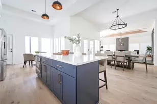 10118 Briar Rose Dr, Houston, TX 77042 - Photo 16