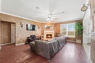 11918 Flattop Ln, Tomball, TX 77377 - Photo 2