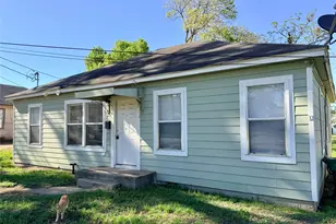 502 W Third St, Brenham, TX 77833 - Photo 1