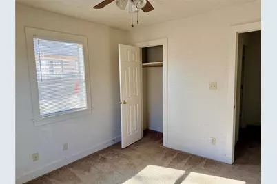 502 W Third Street, Brenham, TX 77833 - Photo 6