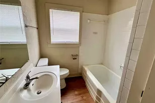 502 W Third St, Brenham, TX 77833 - Photo 8