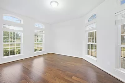 4002 Broadmoor Drive, Mont Belvieu, TX 77523 - Photo 12