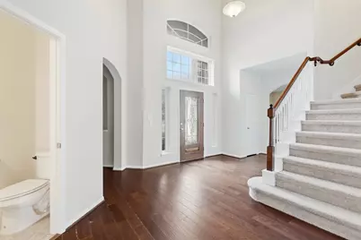 4002 Broadmoor Drive, Mont Belvieu, TX 77523 - Photo 8