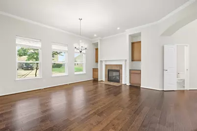 4002 Broadmoor Drive, Mont Belvieu, TX 77523 - Photo 16
