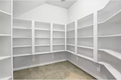 4002 Broadmoor Drive, Mont Belvieu, TX 77523 - Photo 24