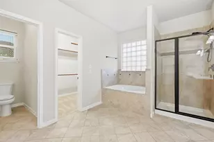 4002 Broadmoor Dr, Mont Belvieu, TX 77523 - Photo 28
