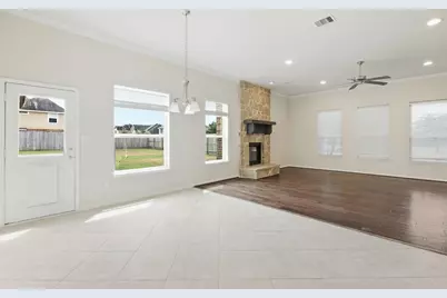 4002 Broadmoor Drive, Mont Belvieu, TX 77523 - Photo 20