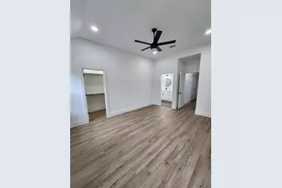 650 Everett St Unit B, Conroe, TX 77301 - Photo 14