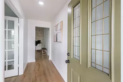 15226 E Hutchinson Circle, Houston, TX 77071 - Photo 4