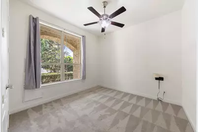 10235 S Goshawk Trail, Conroe, TX 77385 - Photo 4