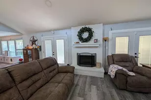 133 Spanish Moss Ln, Lake Jackson, TX 77566 - Photo 12