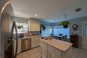 133 Spanish Moss Ln, Lake Jackson, TX 77566 - Photo 16