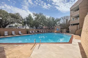 5200 Weslayan St, Houston, TX 77005 - Photo 18