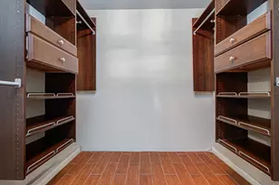 13030 Hollow Brook Dr, Houston, TX 77082 - Photo 28