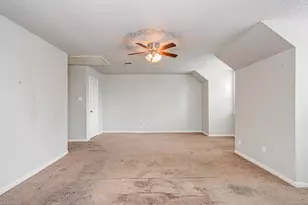 13030 Hollow Brook Dr, Houston, TX 77082 - Photo 36